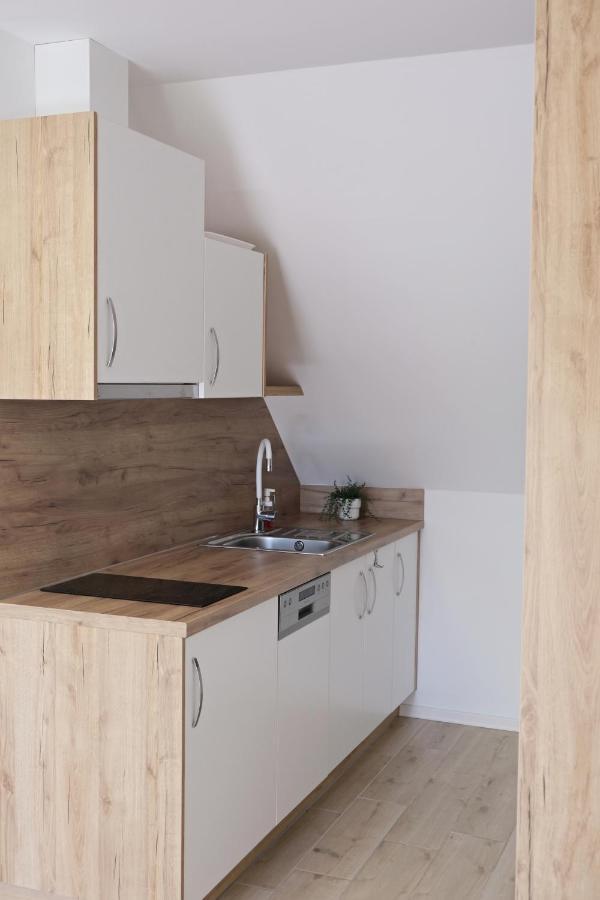 Apartmanovy Dum Na Kolonade Lednice Exteriör bild